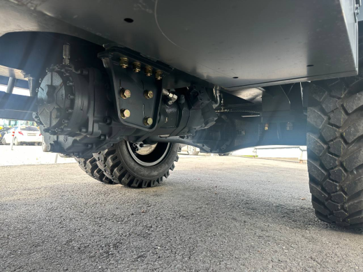 Колесный экскаватор XINYUAN C100 Professional